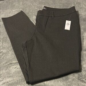 Old Navy Women's Dark Gray Mid Rise pixie pants